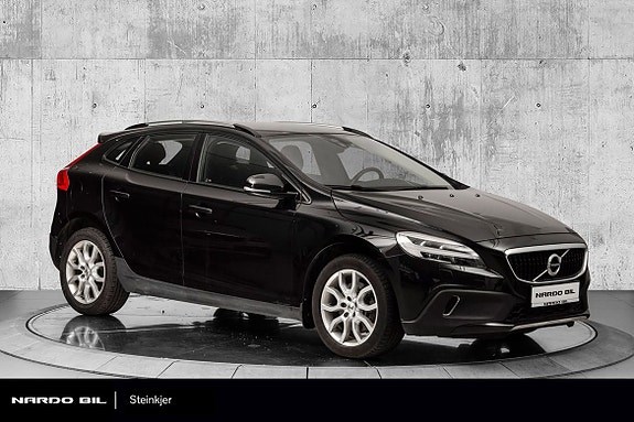 V40 Cross Country