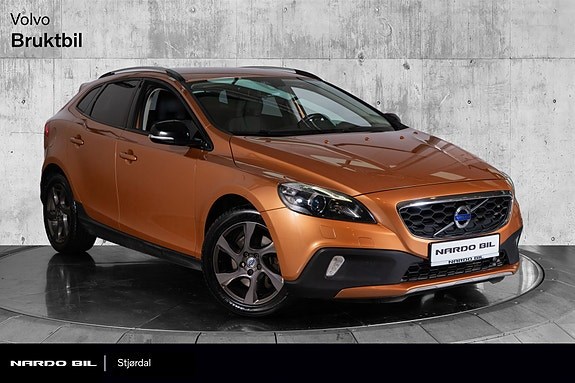 V40 Cross Country